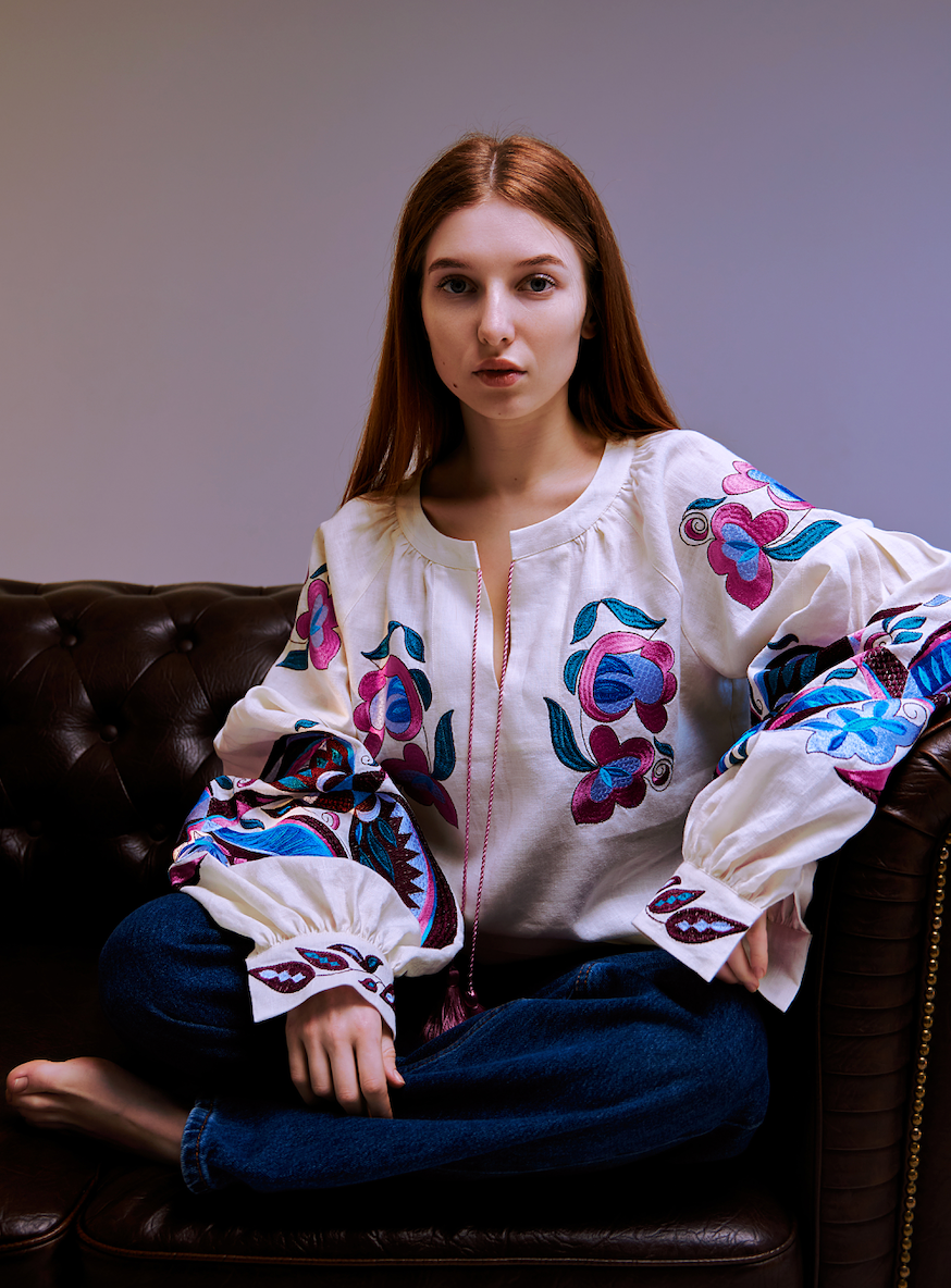 Blouse "Dana" with Embroidered Birds