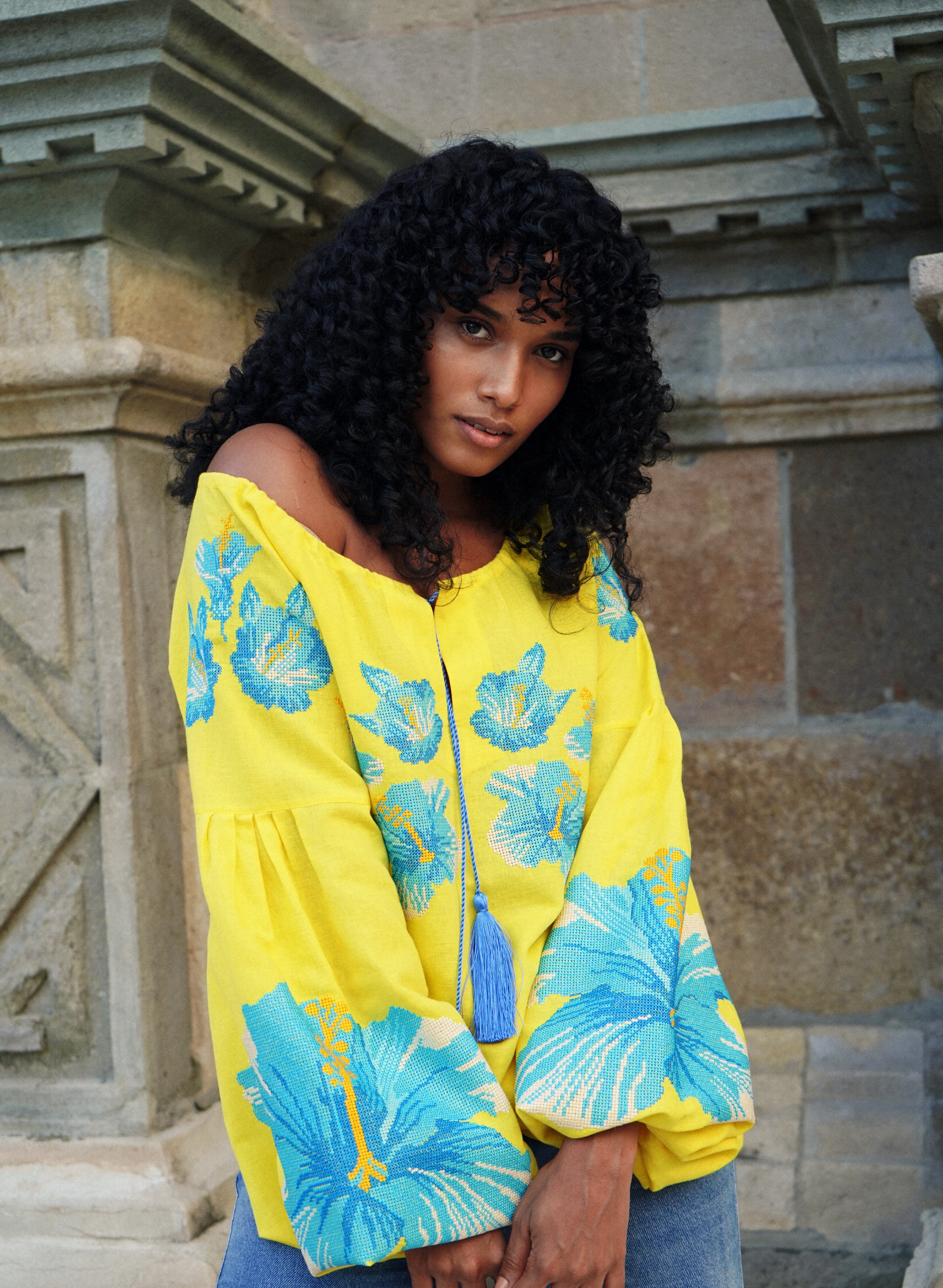 Linen Blouse "Anastasia" with Embroidered Hibiscus Flower